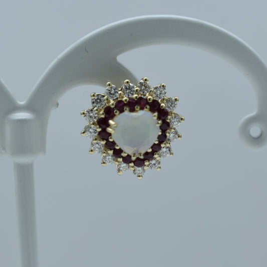 Orecchini con opale a cuore