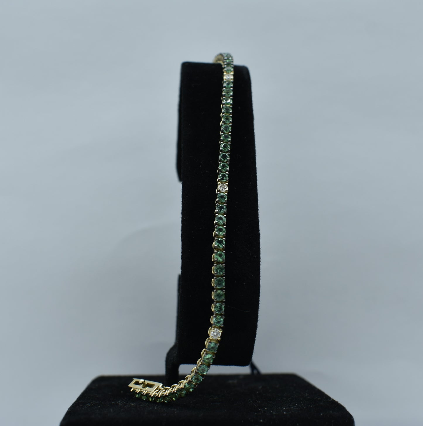 Bracciale tennis di smeraldi