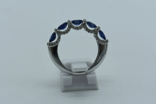 Anello veretta di zaffiri