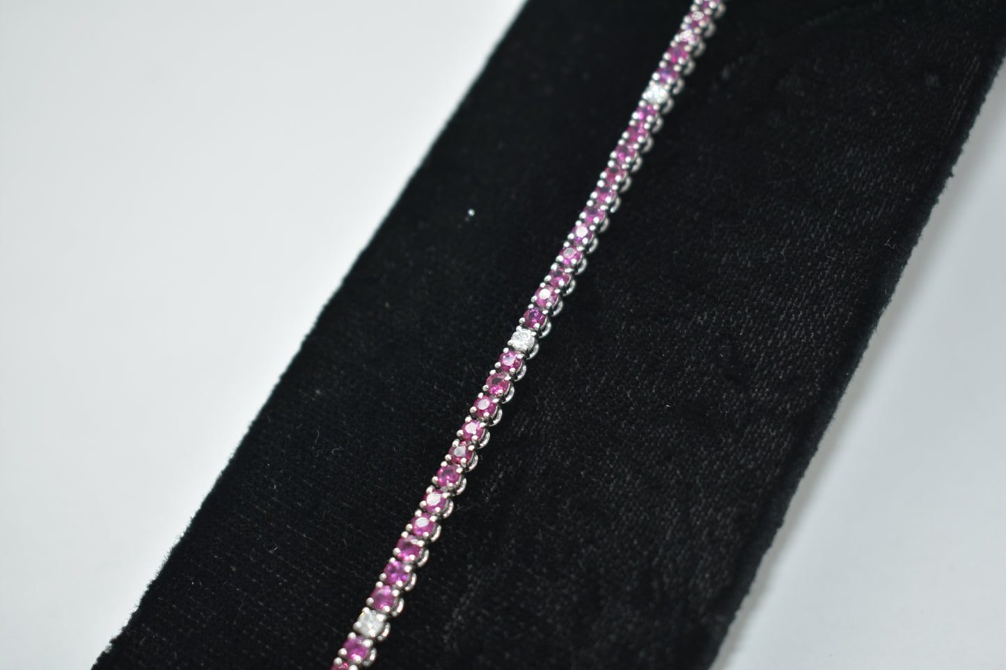 Bracciale tennis di rubini