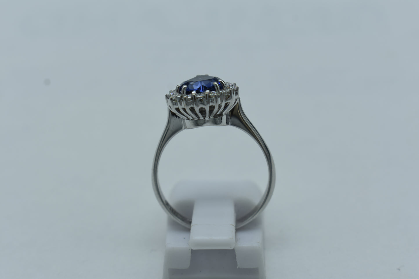 Anello cuore zaffiro