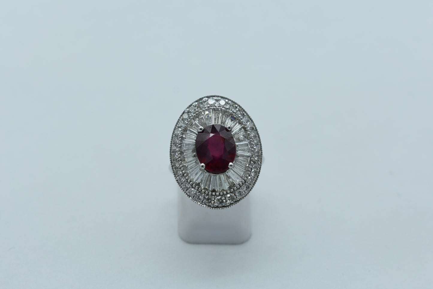 Anello ventaglio di rubino
