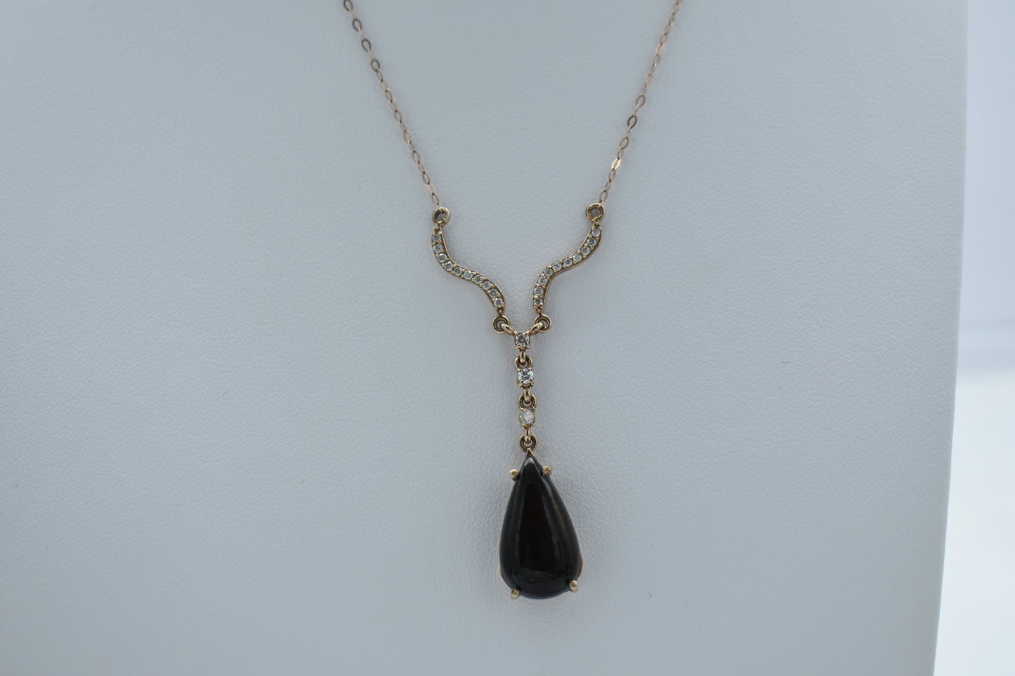 Collana pendente con opale