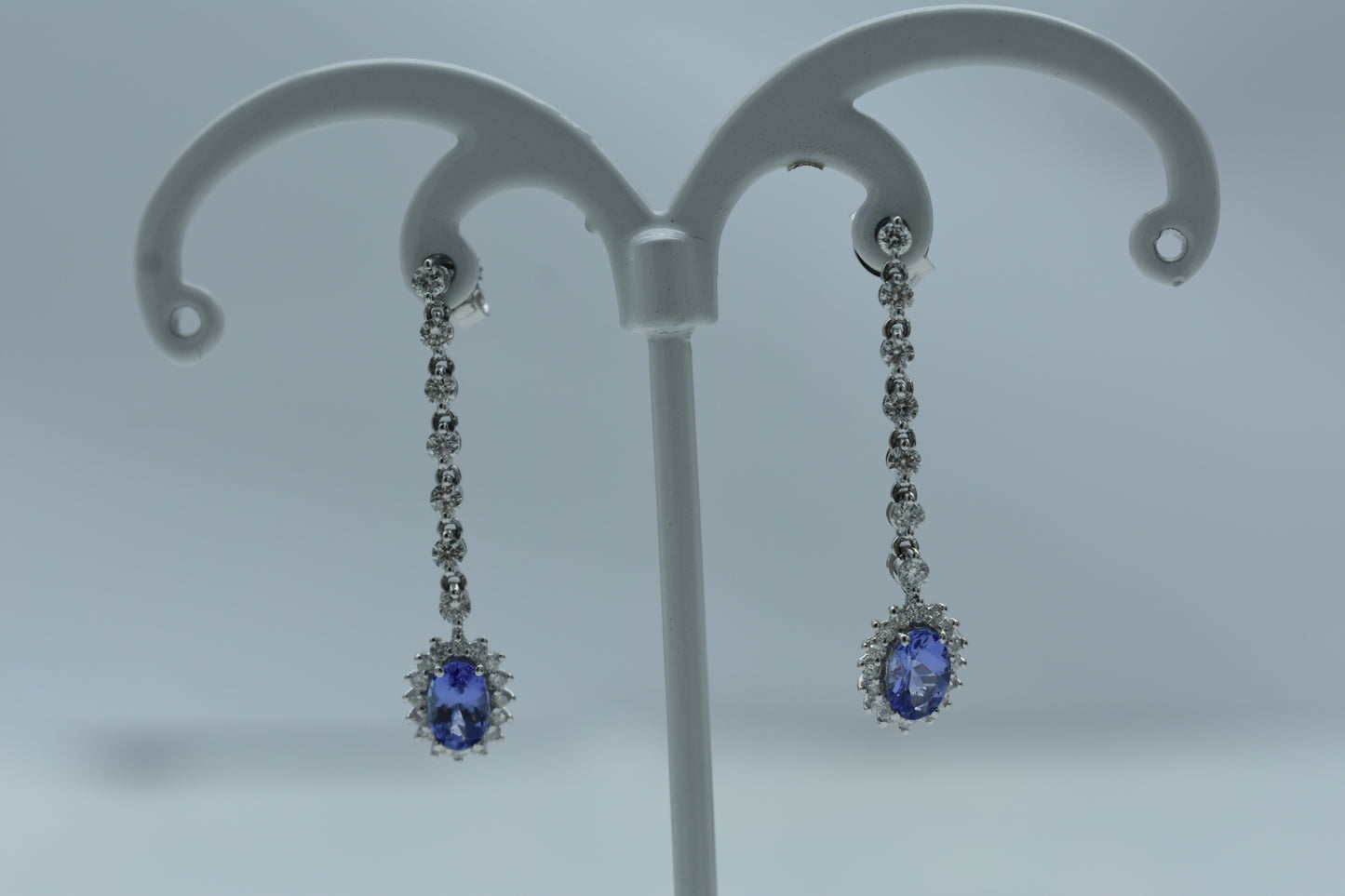 Orecchini pendenti di tanzanite