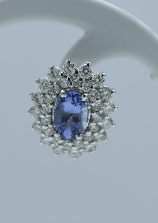Orecchini con centrale di tanzanite e diamanti