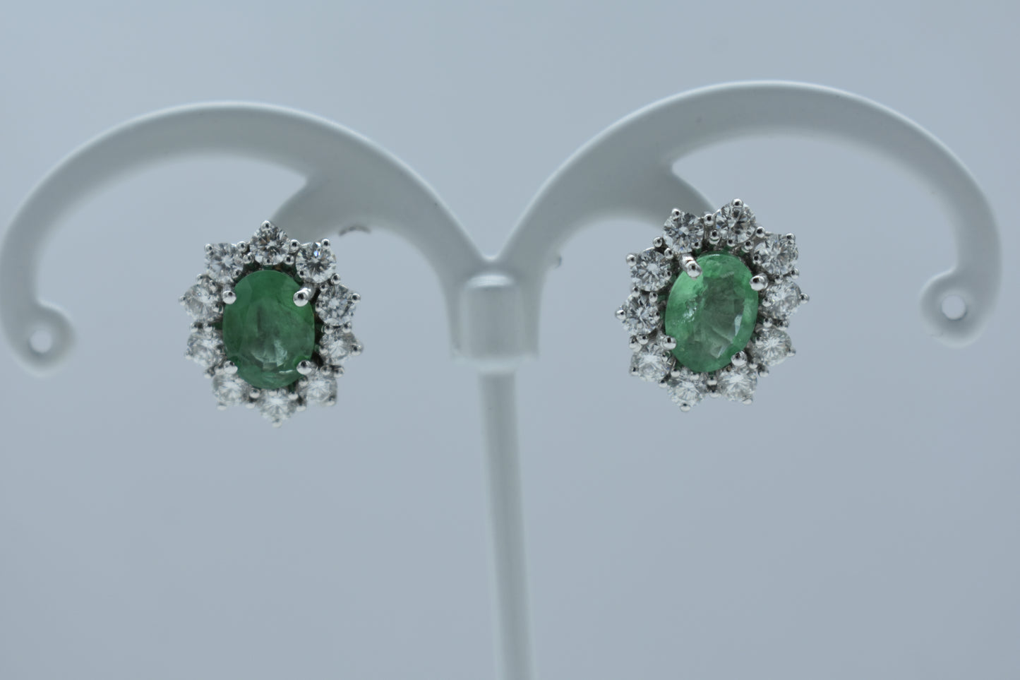 Orecchini di smeralo e diamanti