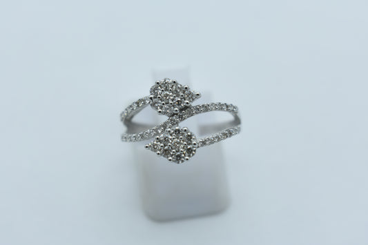 Anello pavè a goccia