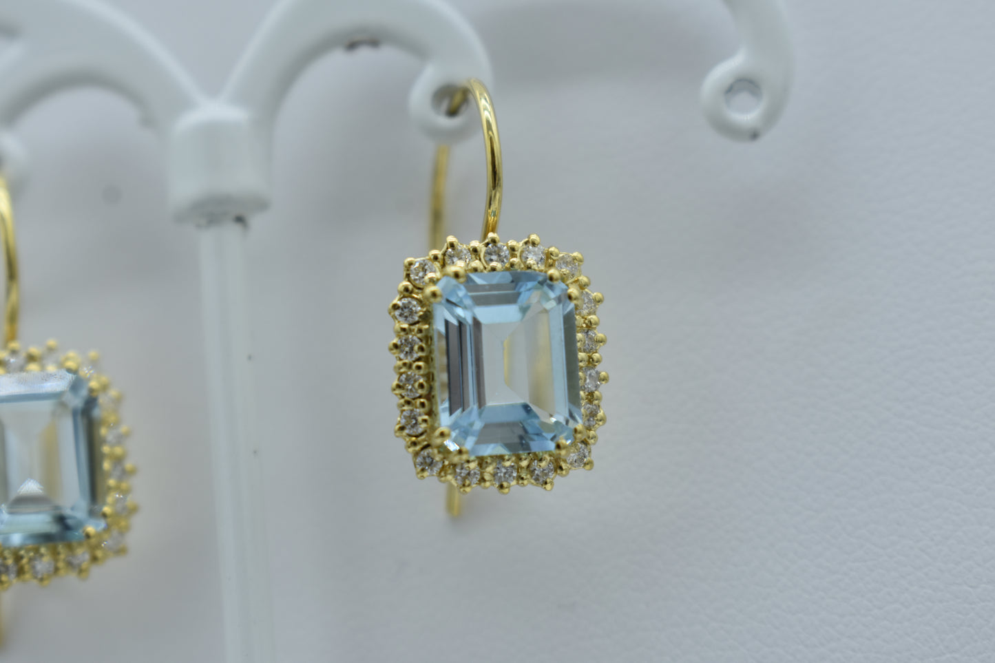 Orecchini con diamanti e topazio