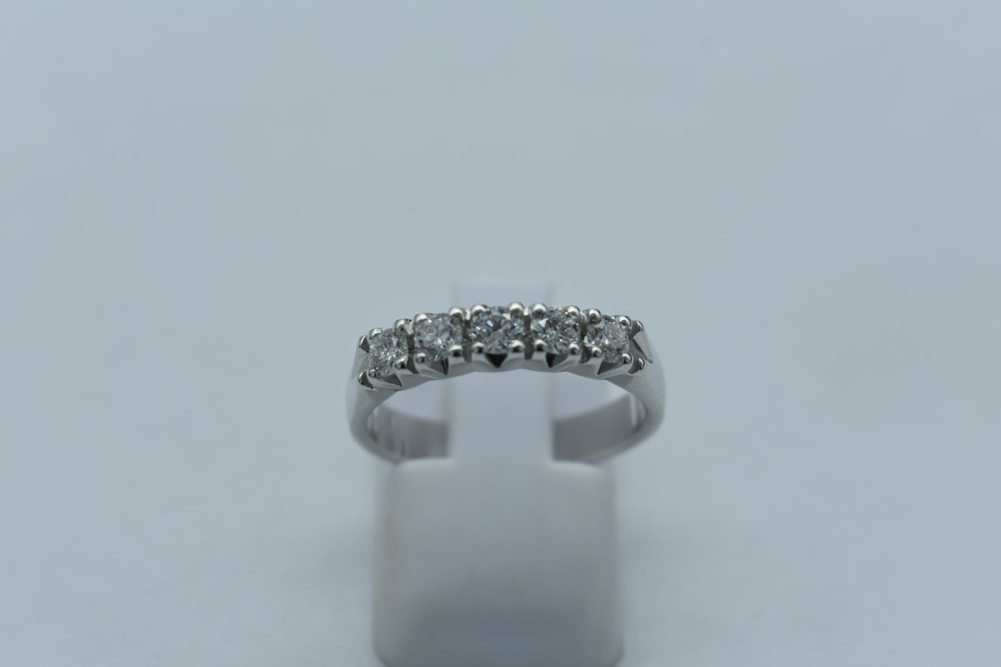 Anello veretta di diamanti