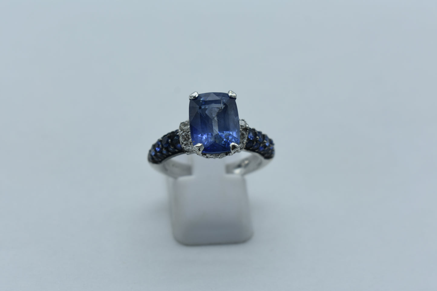Anello di Zaffiri
