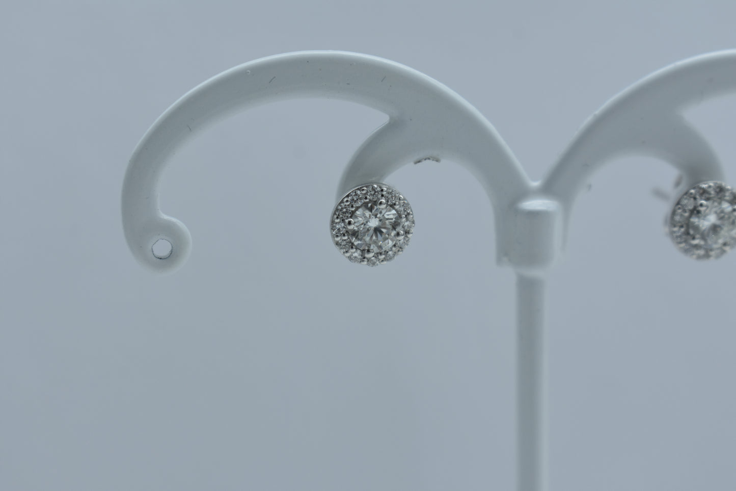 Orecchini punto luce